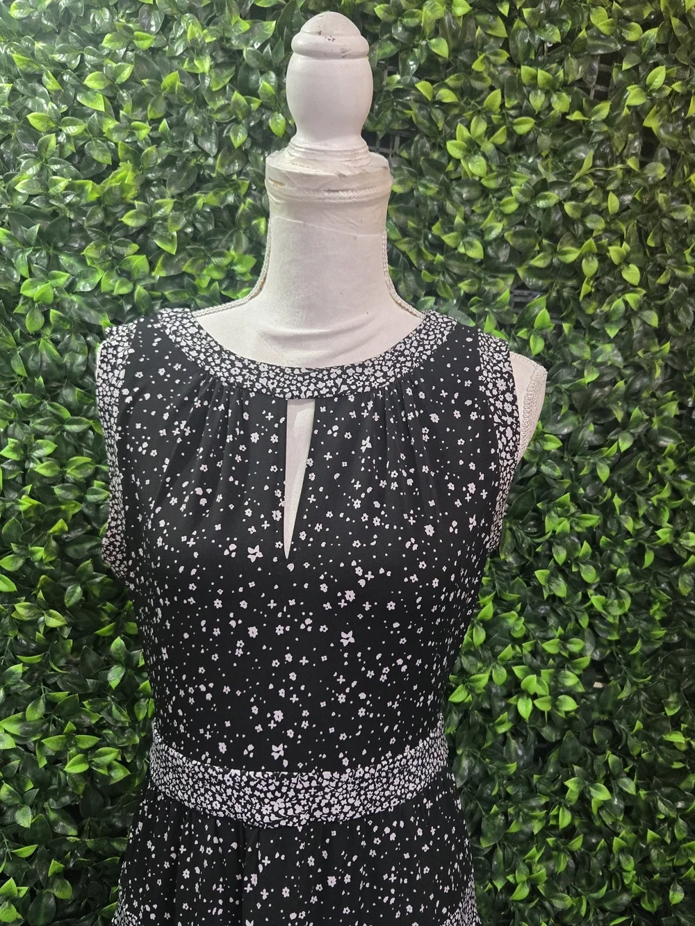 Michael Kors elegant sleeveless